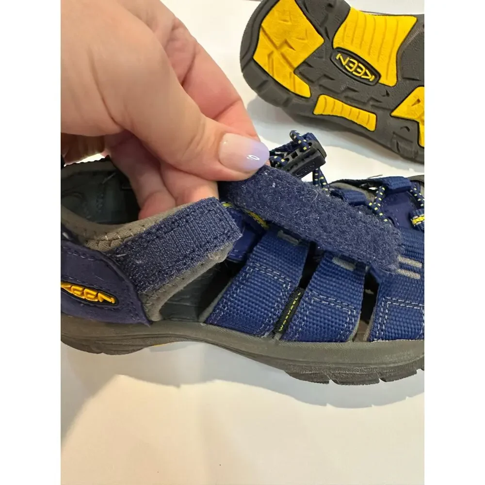 KEEN Newport H2 Waterproof Hiking Sandals Size 1 Blue Washable Outdoor Shoes